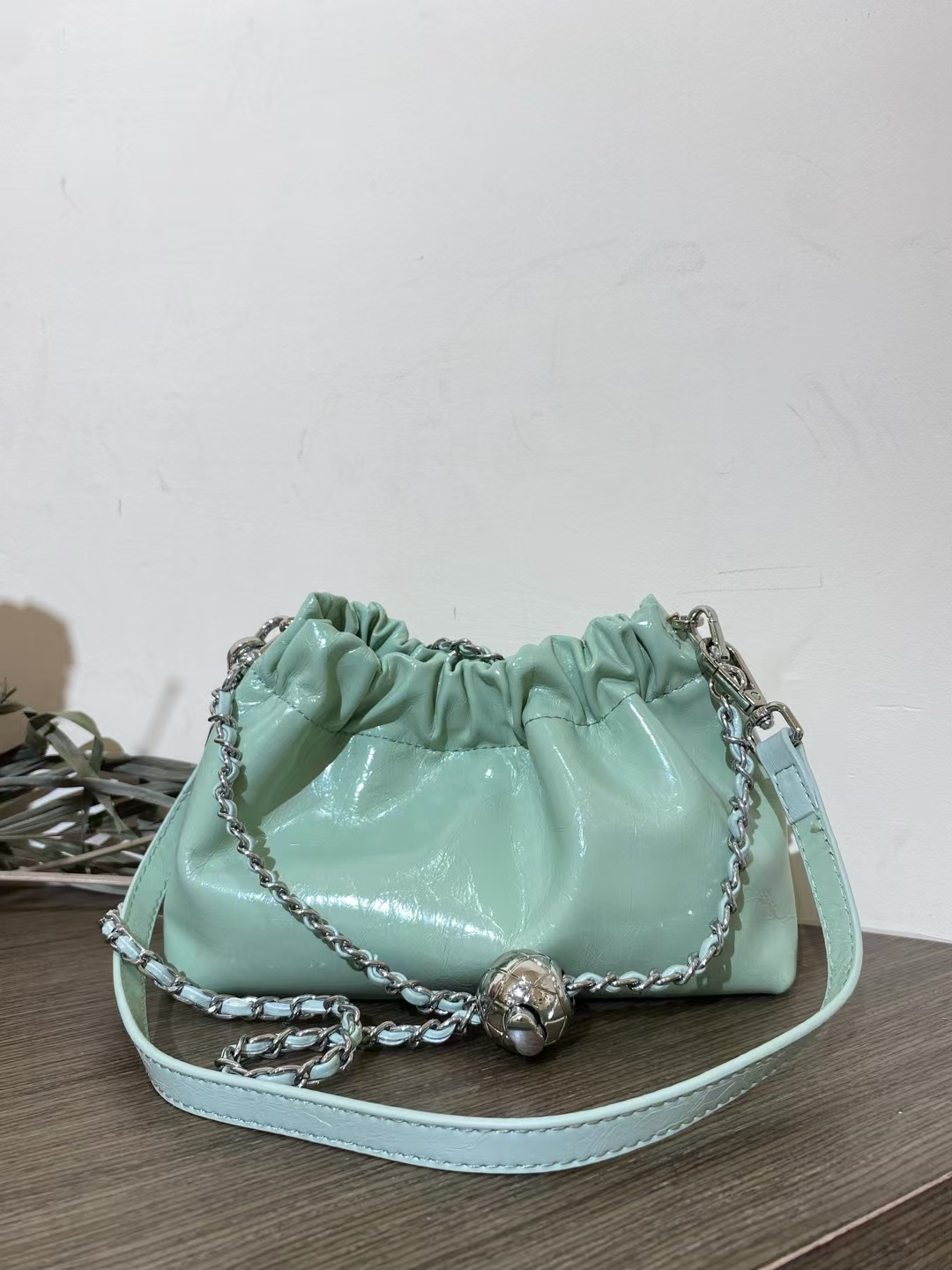 Small Gold Ball Top-Grain Cowhide Chain Single-Shoulder Crossbody Bag Shoulder leather Bag