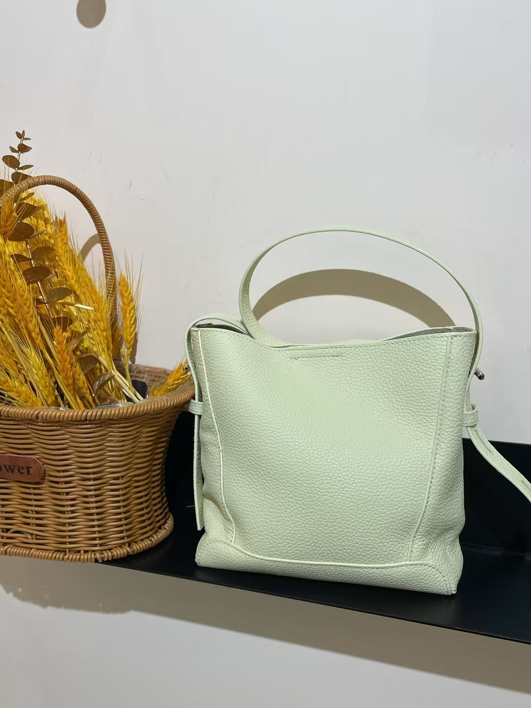 First-layer full-grain cowhide crossbody bag Women's  genuine leather should bag
