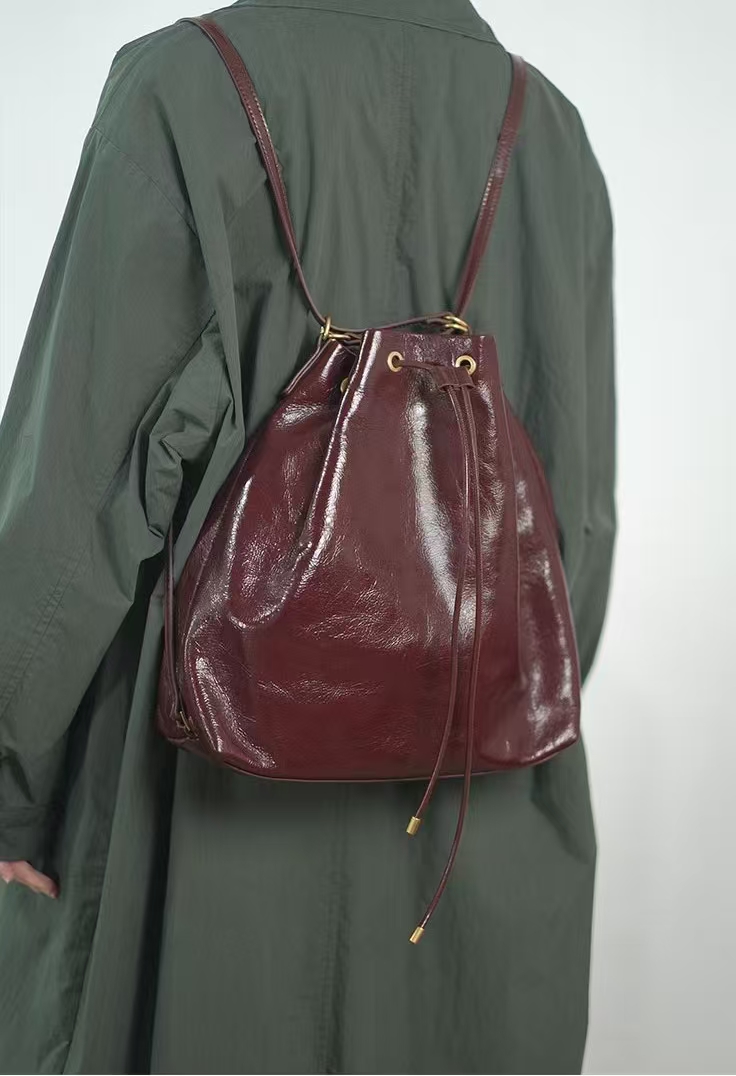 Top-grain oil-waxed cowhide  Large-capacity Single-shoulder and double-shoulder bag leather backpack