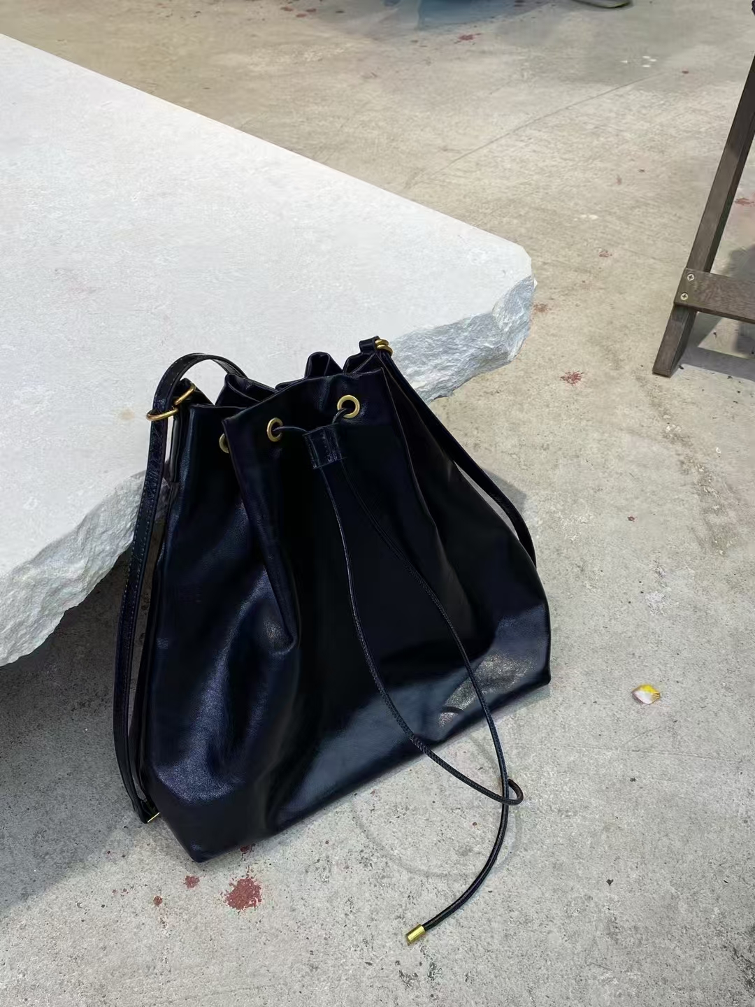 Top-grain oil-waxed cowhide  Large-capacity Single-shoulder and double-shoulder bag leather backpack