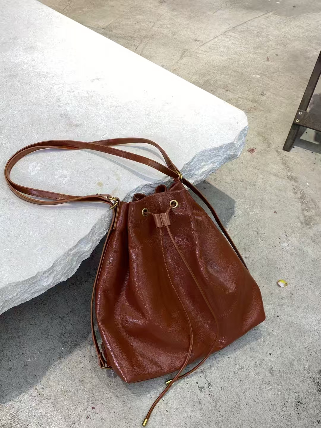 Top-grain oil-waxed cowhide  Large-capacity Single-shoulder and double-shoulder bag leather backpack