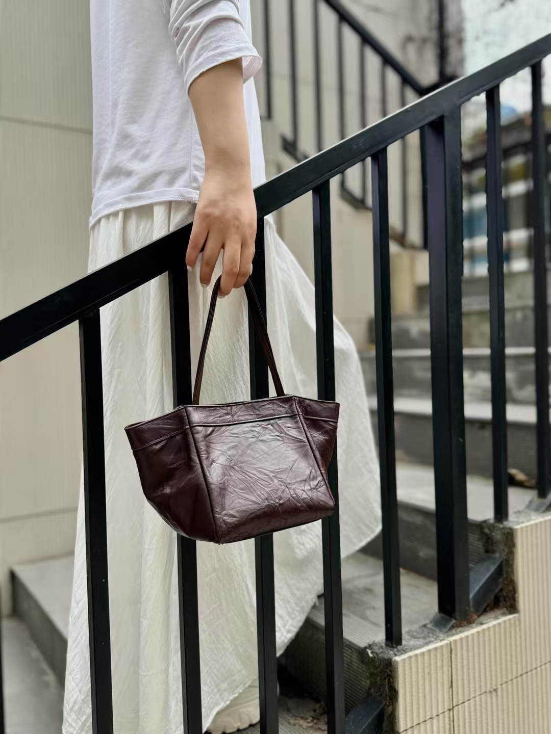 Top-Grain Cowhide Hand-Grabbed Texture Basket-Style  Small Square Bag genuine leather handbag shoulder bag