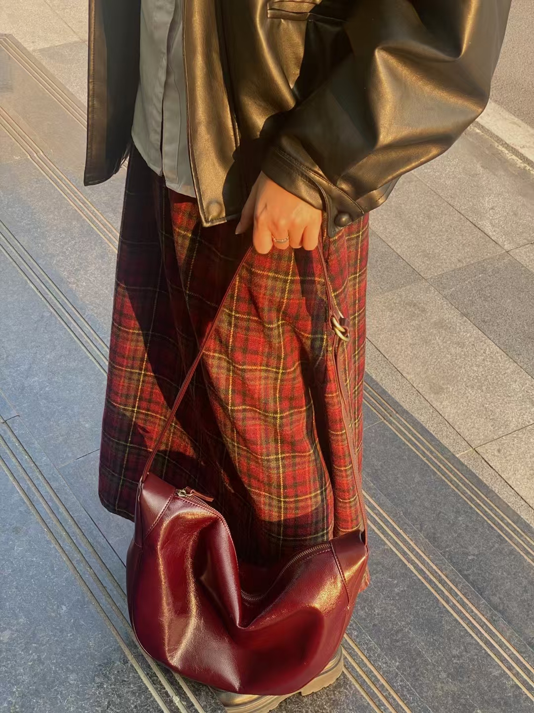 Top-Grain Oil-Waxed Cowhide Large Capacity Dumpling Bag genuine leather shoulder bag cross body bag