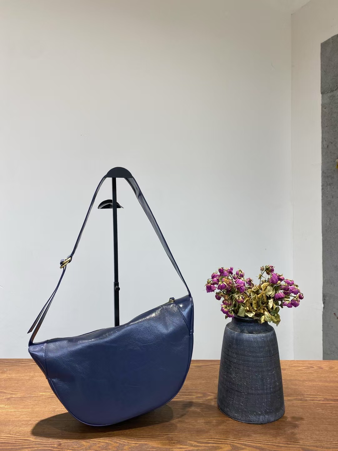 Top-Grain Oil-Waxed Cowhide Large Capacity Dumpling Bag genuine leather shoulder bag cross body bag
