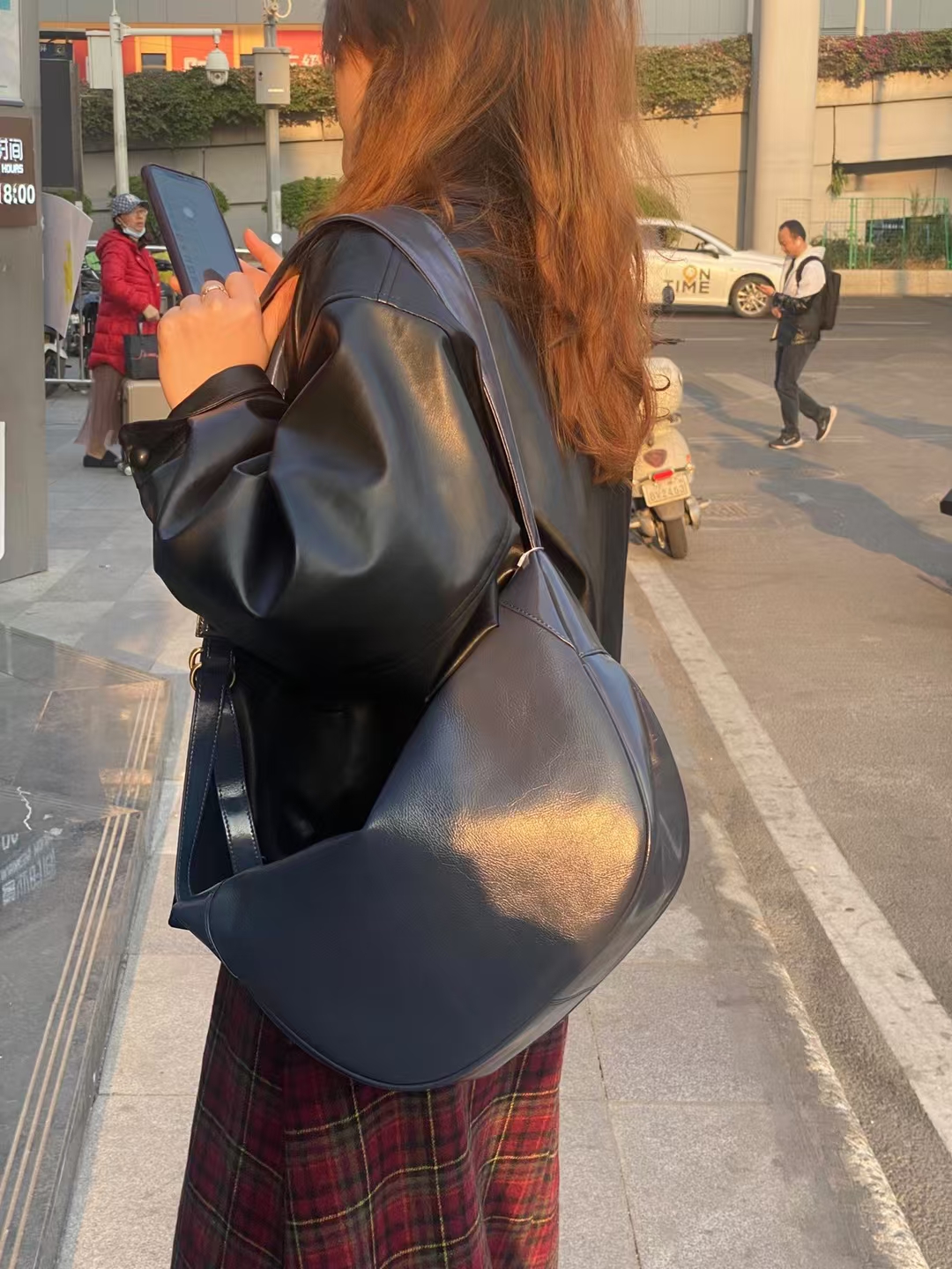 Top-Grain Oil-Waxed Cowhide Large Capacity Dumpling Bag genuine leather shoulder bag cross body bag
