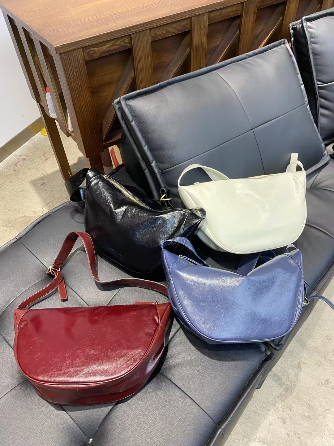 Top-Grain Oil-Waxed Cowhide Large Capacity Dumpling Bag genuine leather shoulder bag cross body bag