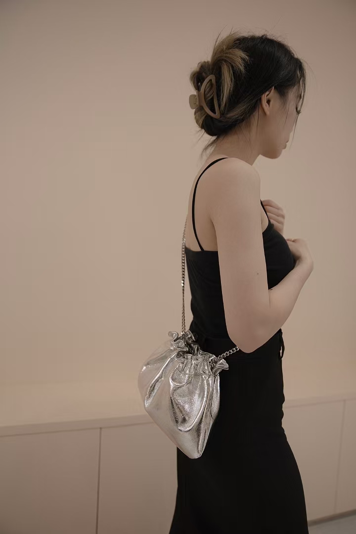 Top Grain Oil-Waxed Cowhide Pleated Bag genuine leather shoulder bag women's fashion shoulder bag