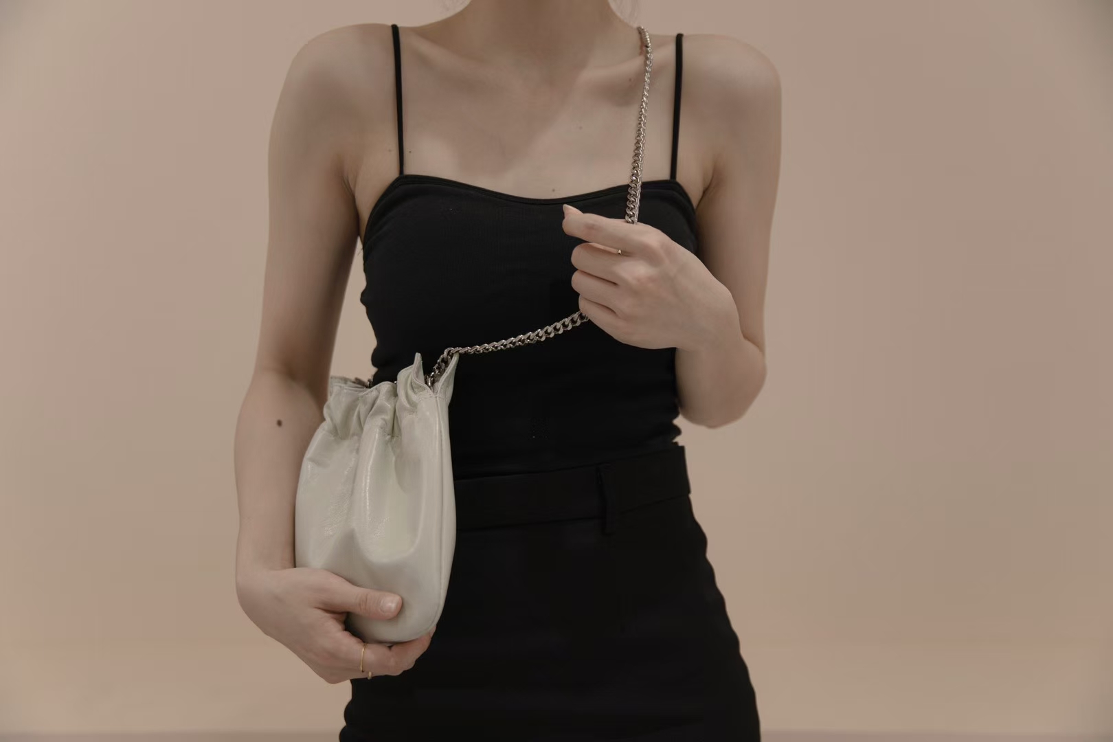 Top Grain Oil-Waxed Cowhide Pleated Bag genuine leather shoulder bag women's fashion shoulder bag