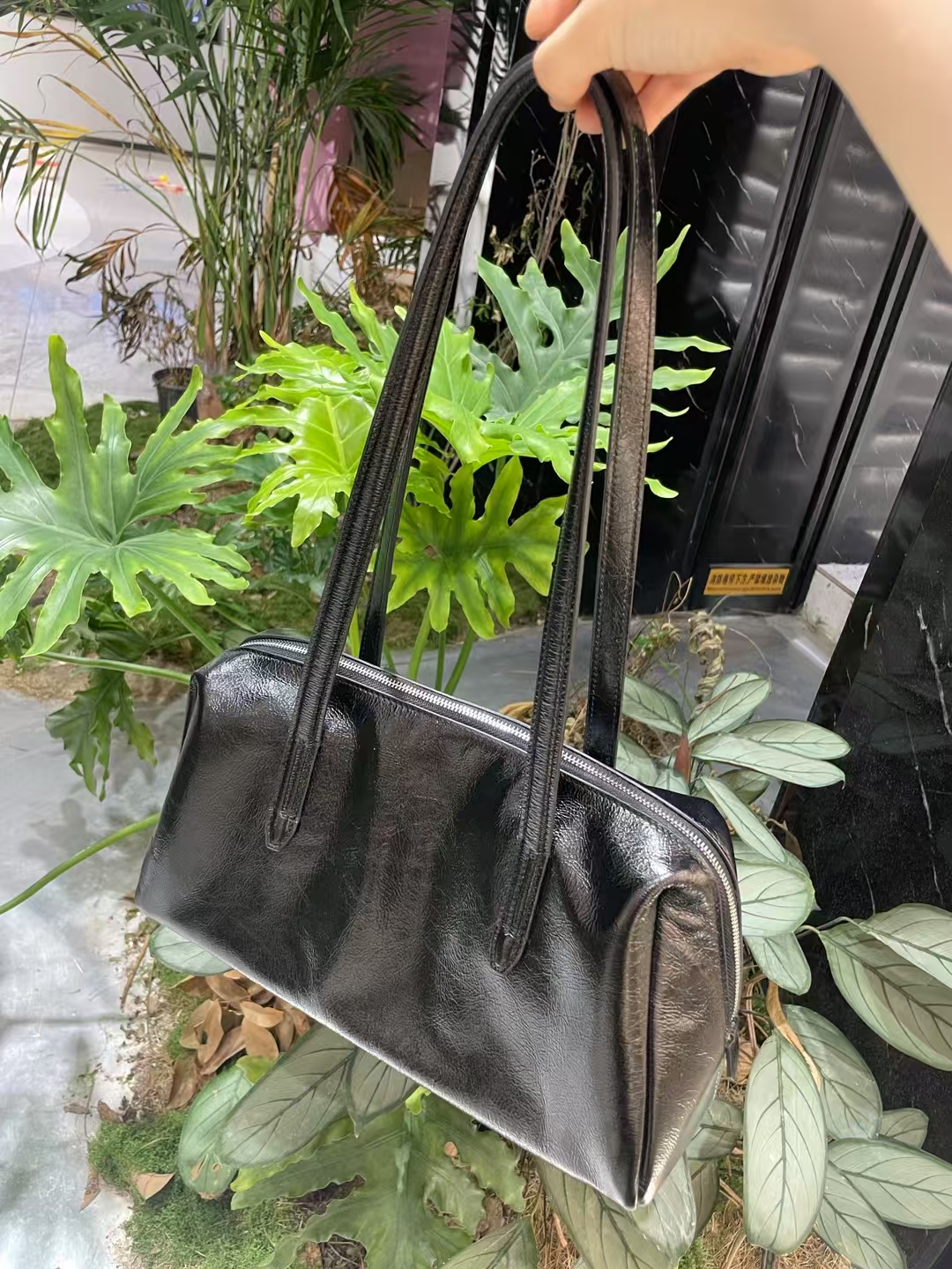 Top-Grain Oil-Waxed Cowhide Large Capacity Tote Shoulder Bag genuine leather handbag