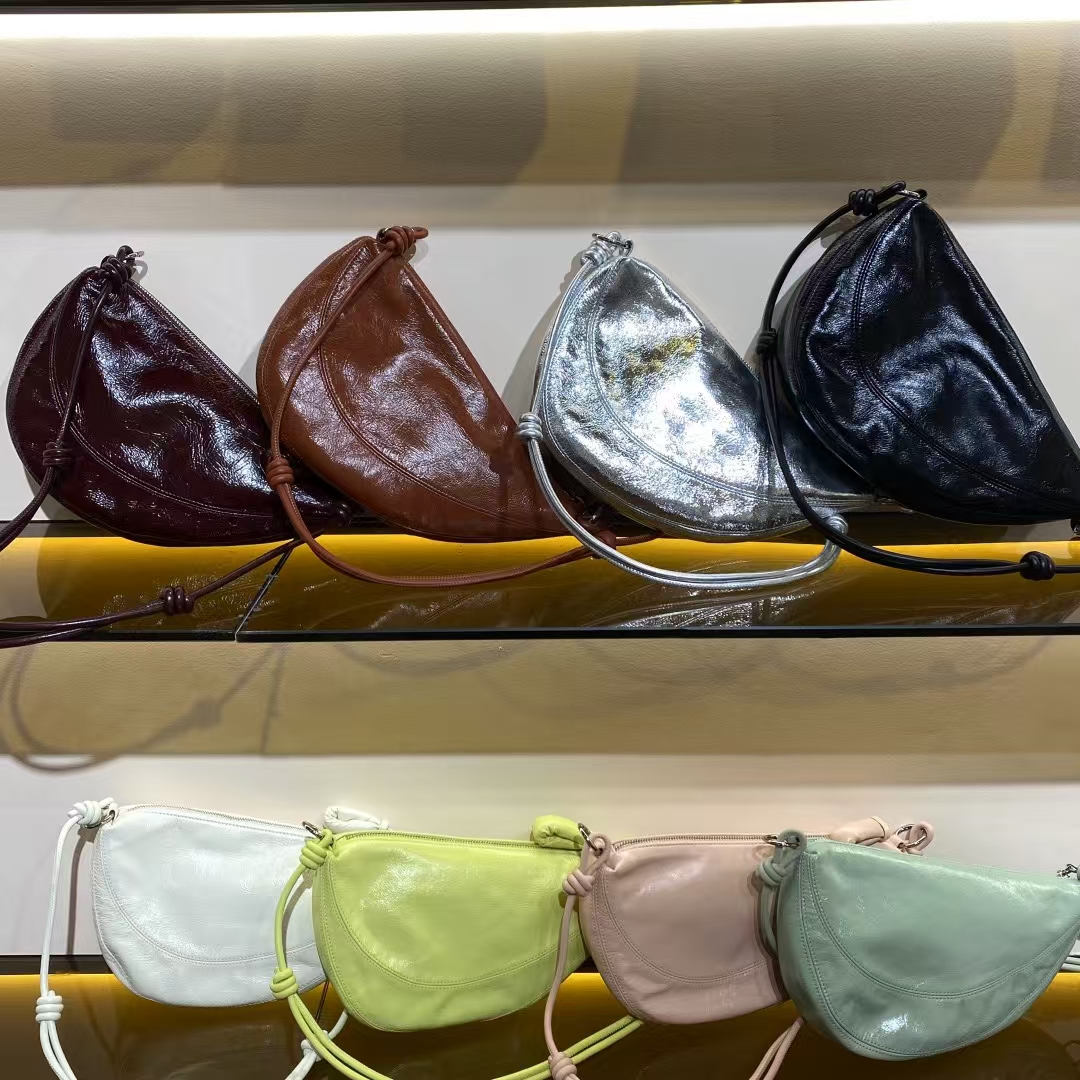 Top-Grain Oil-Waxed Cowhide Cloud-Shaped Dumpling Bag （big）genuine leather shoulder crossbody bag