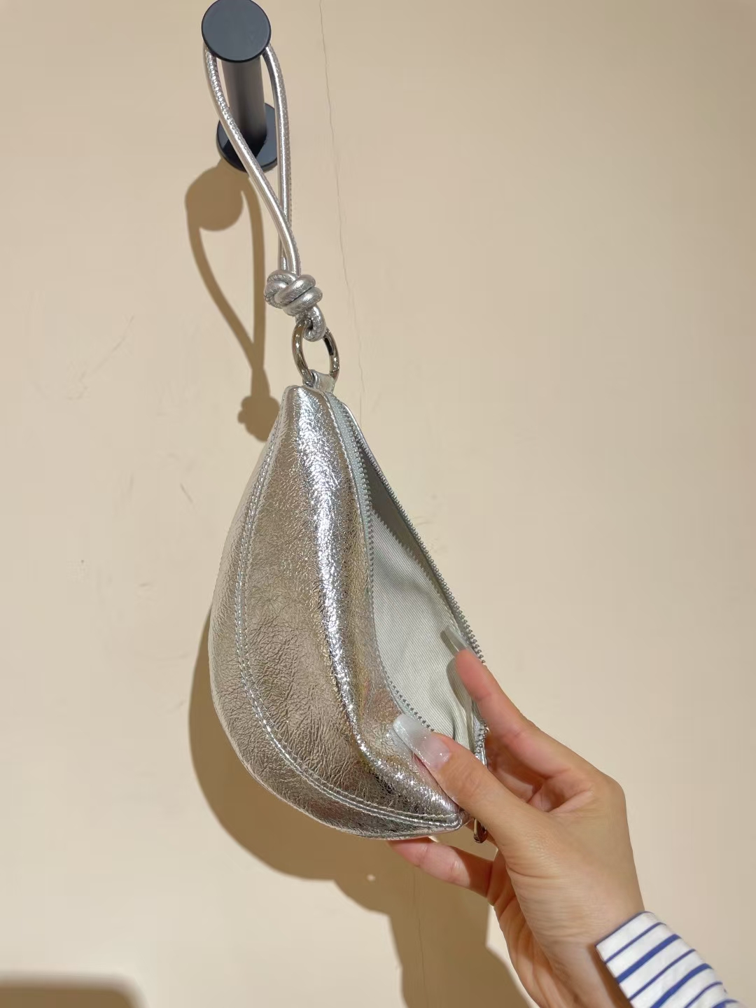 Top-Grain Oil-Waxed Cowhide Cloud-Shaped Dumpling Bag (mini) genuine leather Mini Shoulder Bag for Women