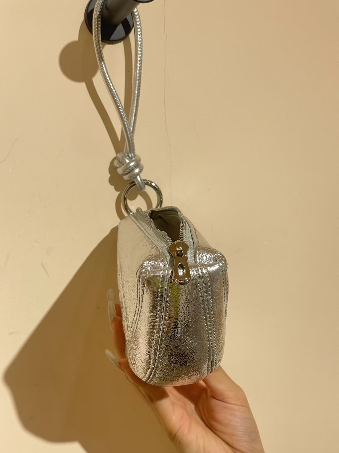 Top-Grain Oil-Waxed Cowhide Cloud-Shaped Dumpling Bag (mini) genuine leather Mini Shoulder Bag for Women