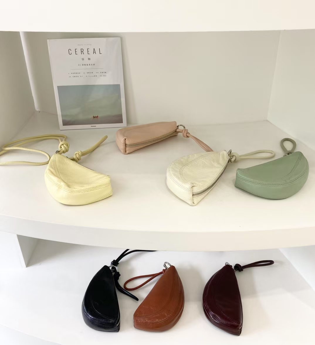 Top-Grain Oil-Waxed Cowhide Cloud-Shaped Dumpling Bag (mini) genuine leather Mini Shoulder Bag for Women