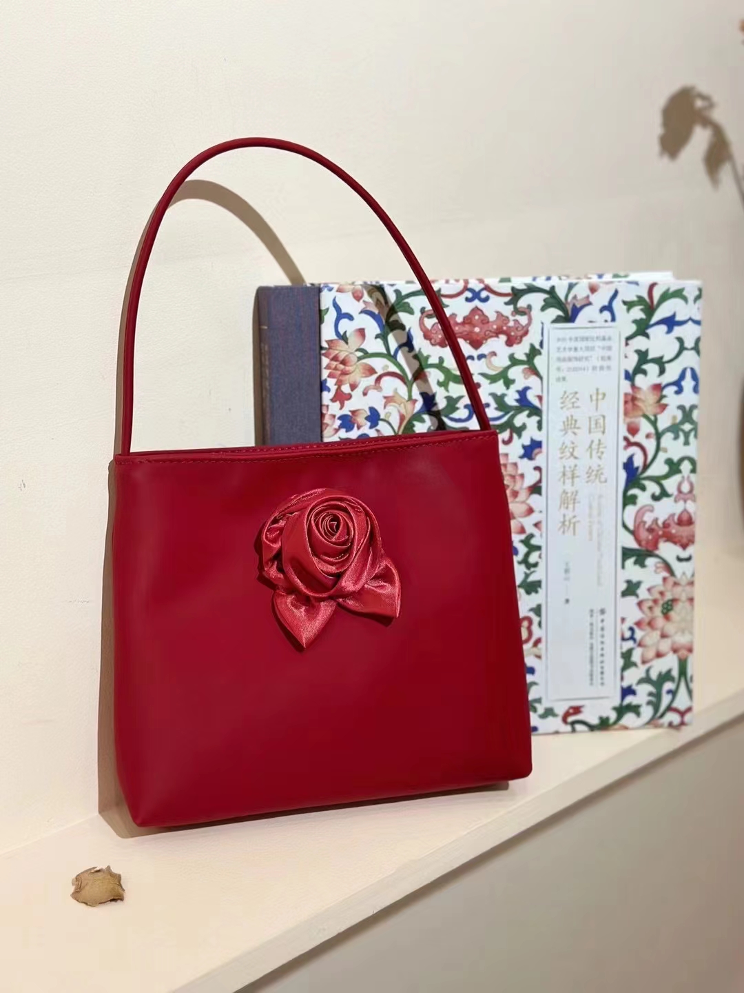 Silk-Textured Cowhide 3D Floral Vintage Handbag Vintage Chinese national style Bag Embroidered Bag