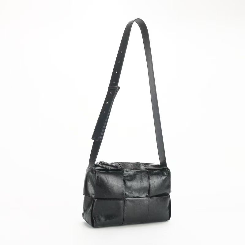 Top-Grain Oil-Waxed Cowhide Woven genuine leather Women's shoulder bag Crossbody Bag