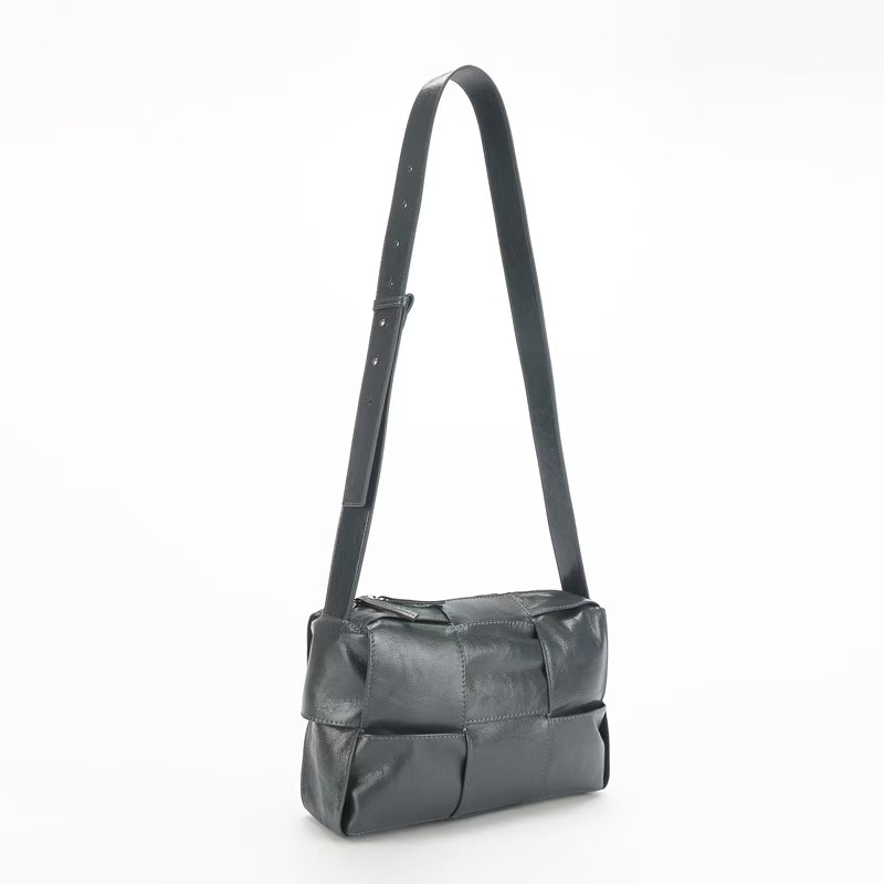 Top-Grain Oil-Waxed Cowhide Woven genuine leather Women's shoulder bag Crossbody Bag