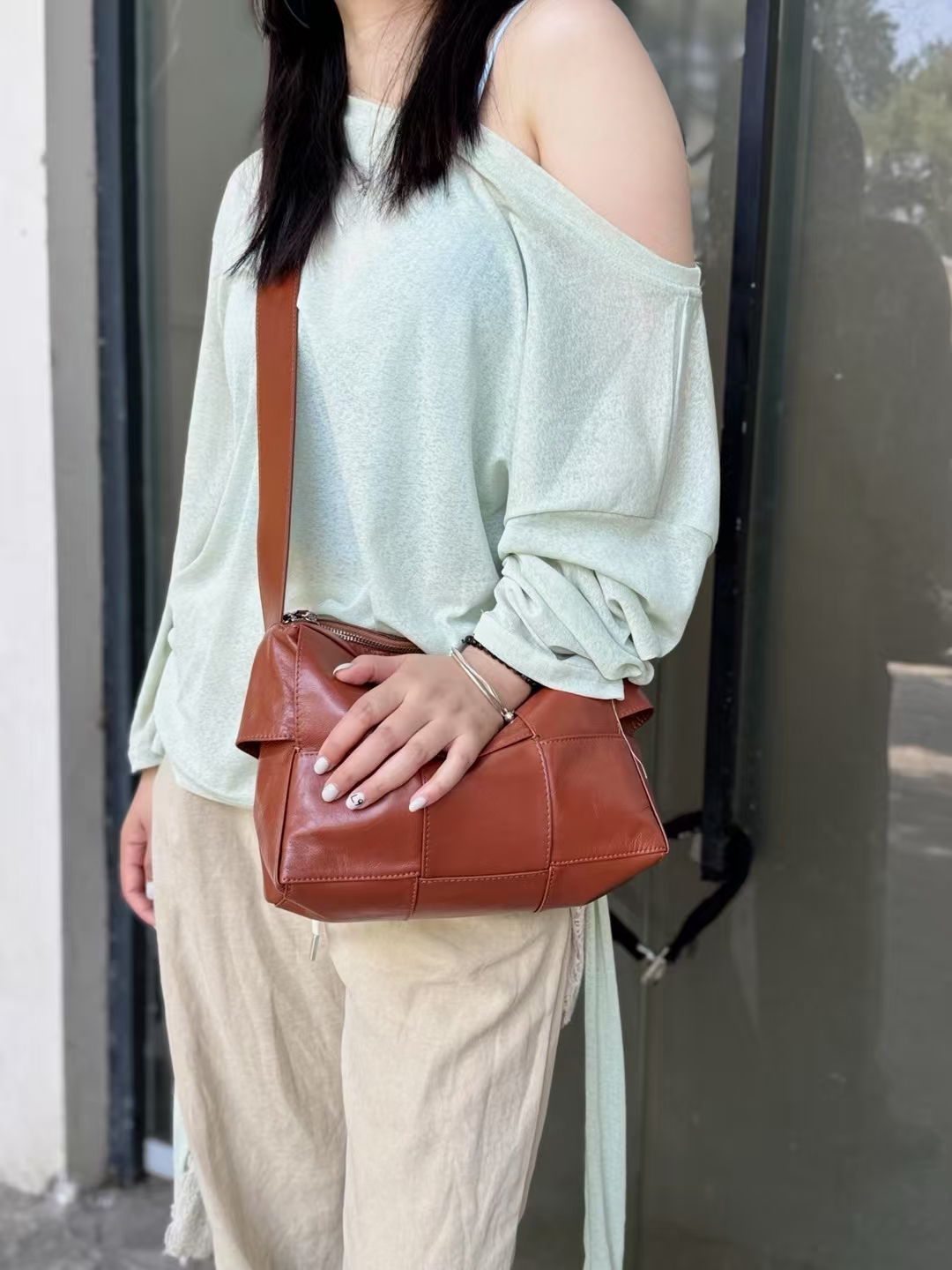 Top-Grain Oil-Waxed Cowhide Woven genuine leather Women's shoulder bag Crossbody Bag