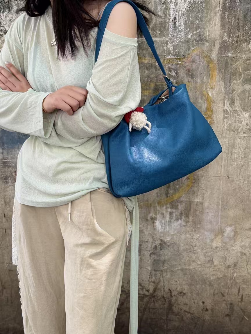 Ultra-Light Sheepskin Women's Shoulder Bag genuine leather shoulder bag for women