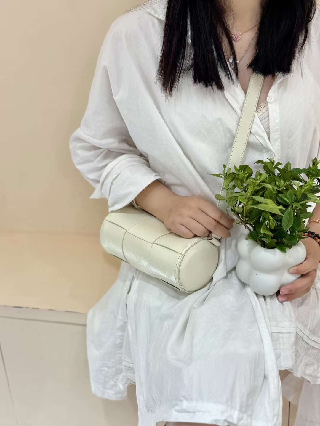 Top-Grain Oil-Waxed Cowhide Woven genuine leather Bucket Bag mini crossbody bag for women