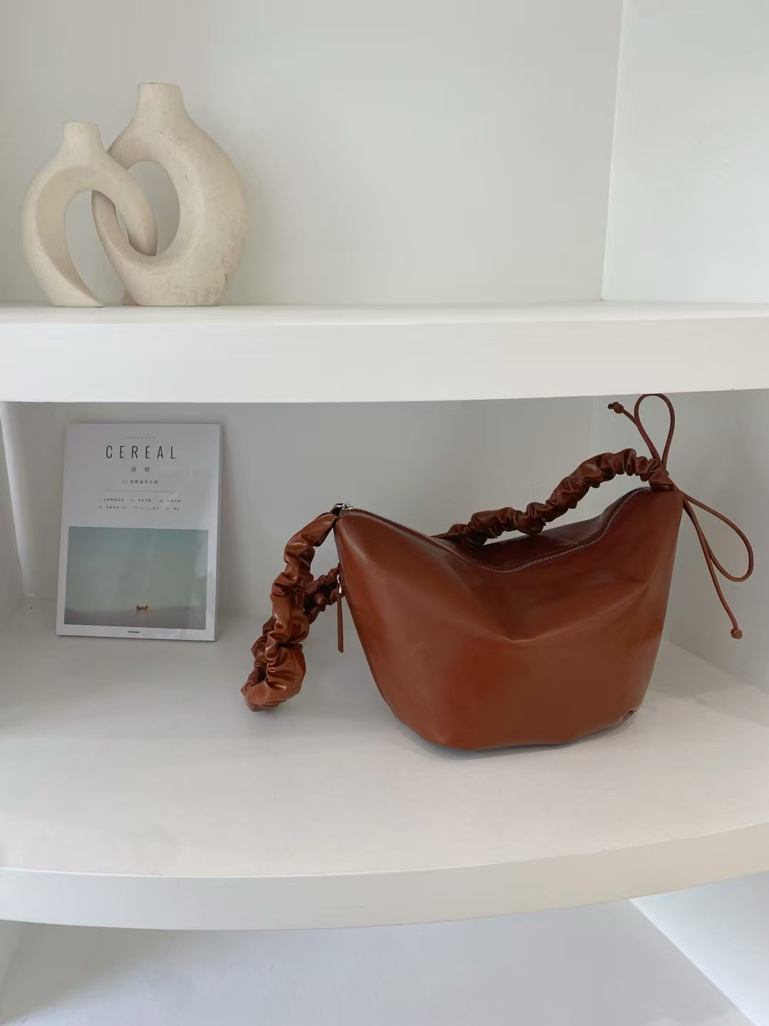 Top-Grain Oil-Waxed Leather Pillow Bag with Large Capacity genuine leather shoulder bag crossbody bag