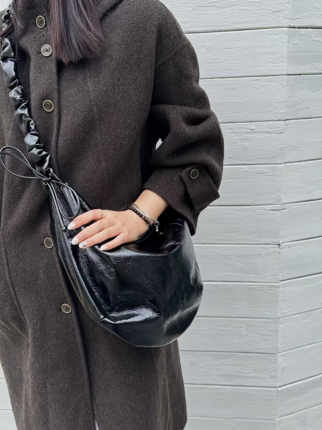 Top-Grain Oil-Waxed Leather Pillow Bag with Large Capacity genuine leather shoulder bag crossbody bag