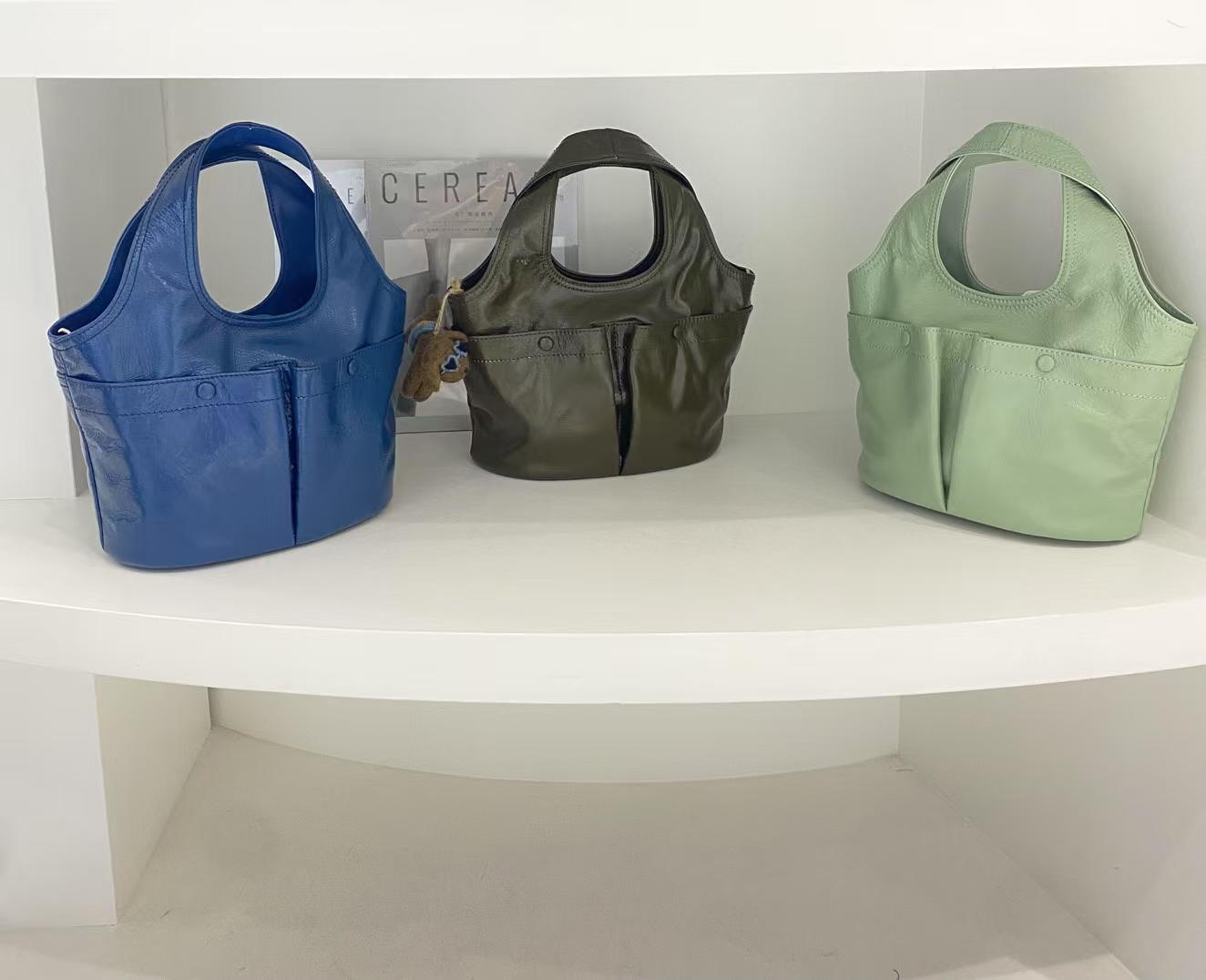 Top-Grain Oil-Waxed Cowhide Pocket genuine leather handbag Tote bag Crossbody Bag shoulder bag