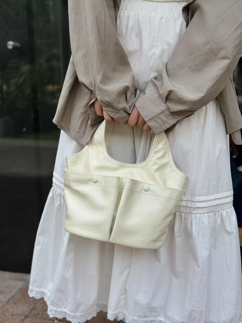 Top-Grain Oil-Waxed Cowhide Pocket genuine leather handbag Tote bag Crossbody Bag shoulder bag