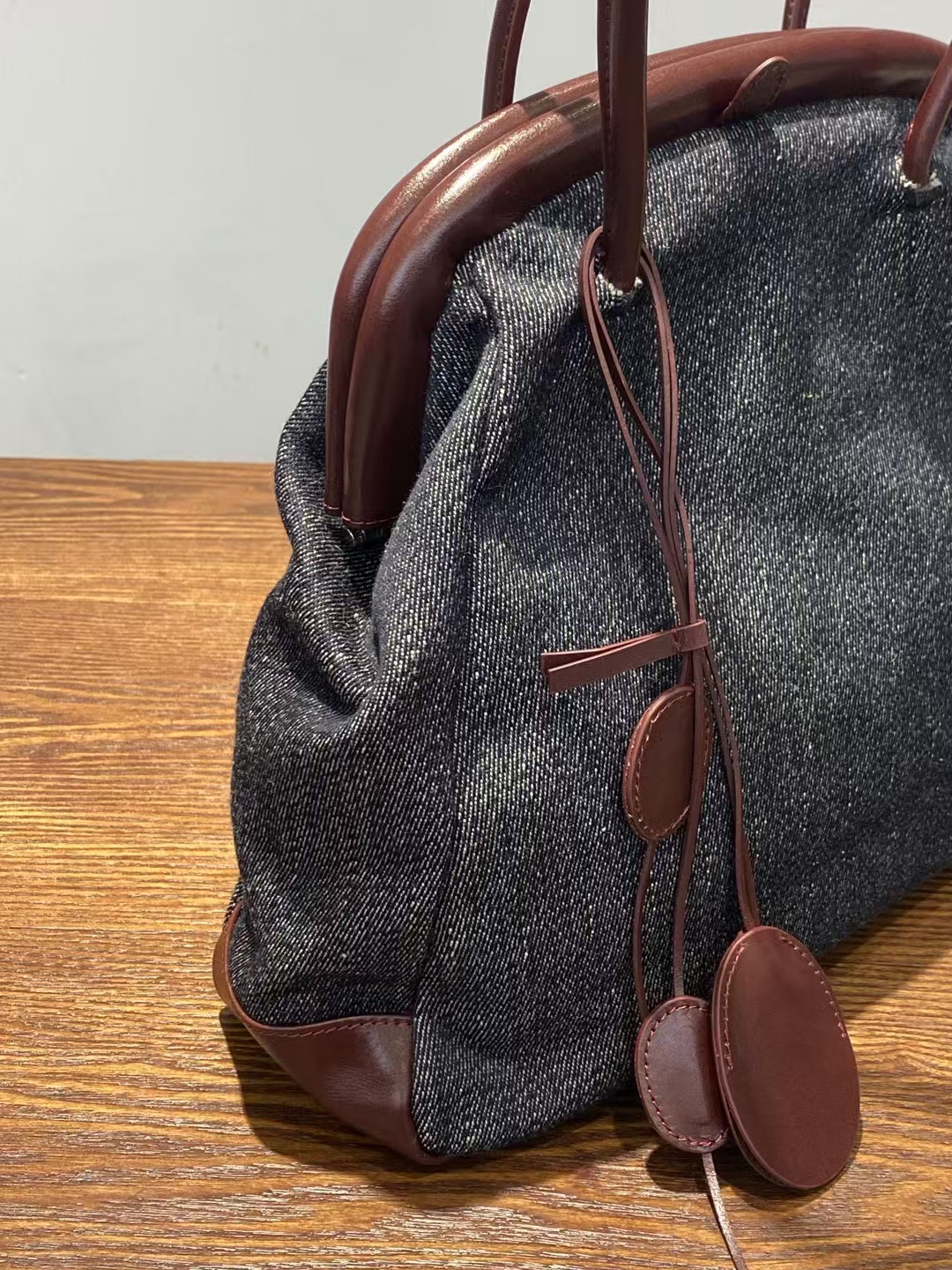 Vegetable-Tanned Cowhide Patchwork Canvas Denim Pocket Shoulder Bag handbag