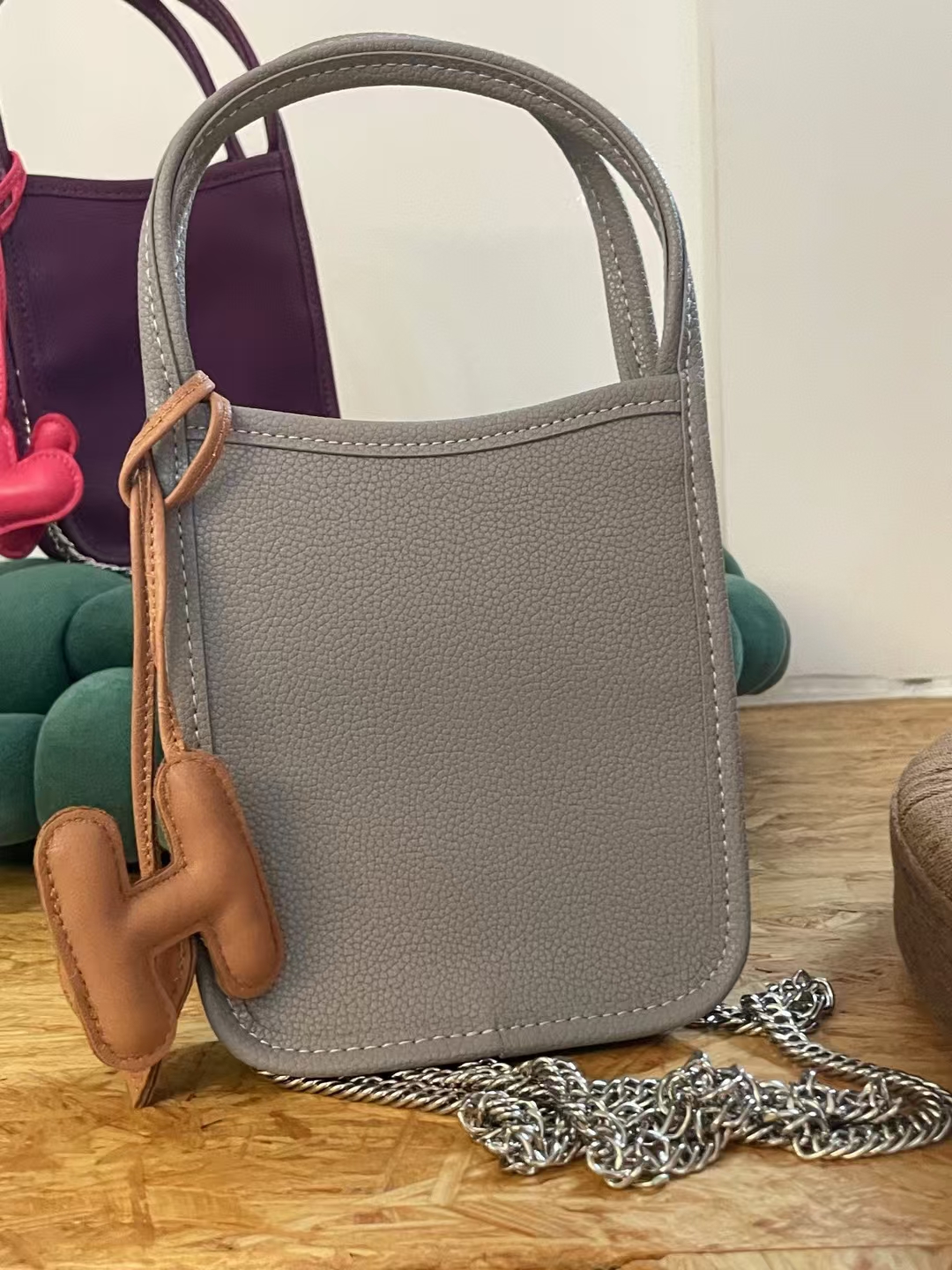Top-Grain Cowhide Chain genuine leather  Phone Bag mini shoulder bag crossbody bag
