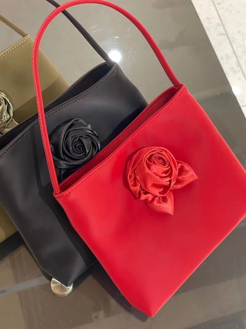 Silk-Textured Cowhide 3D Floral Vintage Handbag Vintage Chinese national style Bag Embroidered Bag