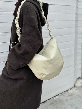 Top-Grain Oil-Waxed Leather Pillow Bag with Large Capacity genuine leather shoulder bag crossbody bag