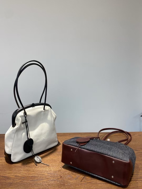 Vegetable-Tanned Cowhide Patchwork Canvas Denim Pocket Shoulder Bag handbag