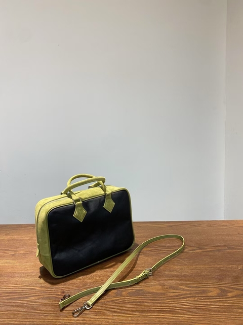 Vegetable-Tanned Leather with Sheep Tendon Velvet Block Bag Panelled Briefcase Handbag